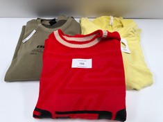 3 X JUMPERS VARIOUS BRANDS AND SIZES INCLUDING BDG SIZE S (TOTAL RRP 194€) - LOCATION 23A.