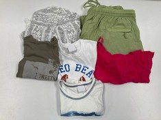 6 X PREMIUM DESIGNER GARMENTS IN VARIOUS SIZES AND STYLES INCLUDING GREEN TROUSERS SIZE L (TOTAL RRP 310€) - LOCATION 13B.