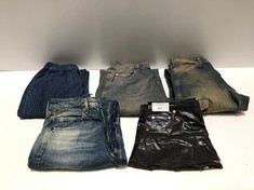 5 X DESIGNER GARMENTS VARIOUS MAKES AND MODELS INCLUDING GLITTER SKIRT SIZE L (TOTAL RRP 349€) - LOCATION 30B.