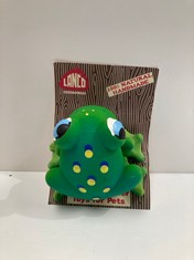 45 X LANCO FROG PET TOY - LOCATION 24B.