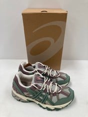 SHOES ASICS GEL-SONOMA 15-50 COLOUR OLIVE, PURPLE AND WHITE SIZE 37.5(TOTAL RRP 159€) - LOCATION 41A.