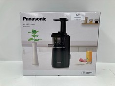 PANASONIC SLOW JUICER MJ-L501, ELECTRIC FRUIT AND VEGETABLE JUICER, 150 W, STAINLESS STEEL AND PLASTIC, ELEGANT AND SLIM DESIGN, ACCESSORY FOR FROZEN INGREDIENTS, BLACK - LOCATION 42C.