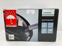 SIEMENS VS06B1110 - HOOVER (700 W, B, 34 KWH, 10 A, CYLINDER HOOVER, DUST BAG) - LOCATION 34C.