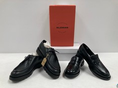 2 X SHOES VARIOUS MAKES, MODELS AND SIZES INCLUDING KLEMAN SHOES SIZE 42 (TOTAL RRP 245€) - LOCATION 49A.