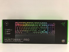 RAZER HUNTSMAN V3 PRO - PC ANALOG OPTICAL KEYBOARD FOR ESPORTS SNAP TAP - QUICK ACTIVATION MODE (TAP MODE, RAPID FIRE, MULTIFUNCTION DIGITAL DIAL) US-LAYOUT | BLACK - LOCATION 3C.