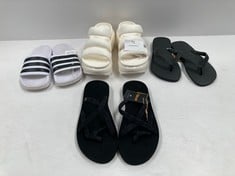 4 X SANDALS VARIOUS BRANDS AND SIZES INCLUDING CROCS SANDALS SIZE 39-40 - LOCATION 49A.