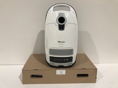 MIELE HOOVER MODEL S8340 BLACK AND WHITE COLOUR - LOCATION 47C.