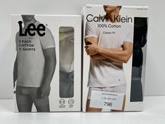 2 X PACKS OF UNDERWEAR VARIOUS BRANDS SIZE L INCLUDING PACK OF CALVIN KLEIN T-SHIRTS SIZE L (IN THE LEE PACK INSTEAD OF 3 THERE ARE 2 T-SHIRTS) - LOCATION 16C.