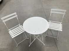 GARDEN SET COMPOSED OF TWO CHAIRS AND A ROUND TABLE IN WHITE COLOUR.