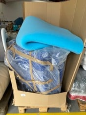 4 X VARIOUS ITEMS FOR REST INCLUDING CECOTEC MATTRESS .