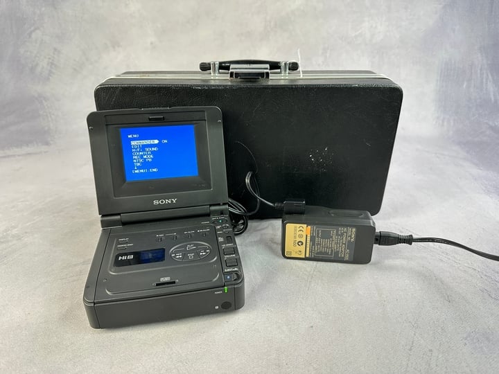 Sony Video Hi8 GV-A500E video Walkman, With Case And Power Adaptor  (VAT ONLY PAYABLE ON BUYERS PREMIUM)