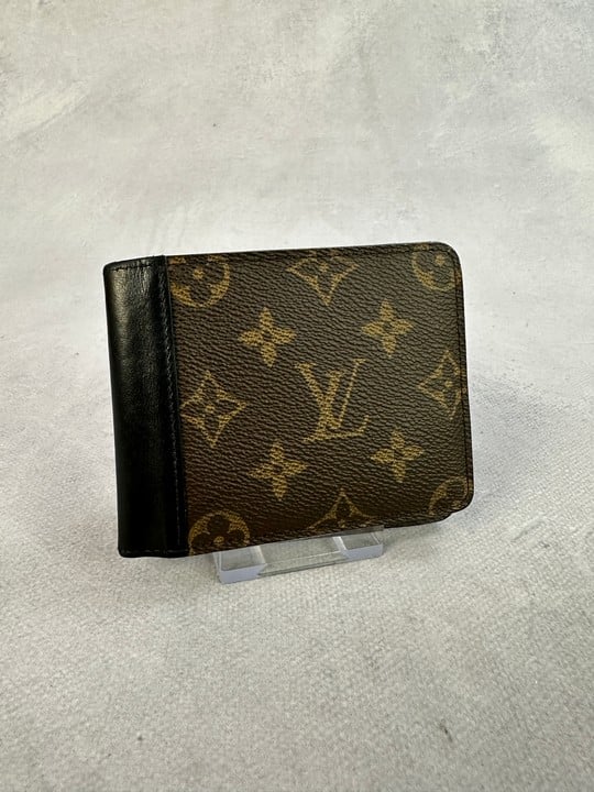 Louis Vuitton Monogram Macassar multi Wallet, Dimensions 11.5x9x1.3cm (Approx) (MPSA24035301) (VAT ONLY PAYABLE ON BUYERS PREMIUM)