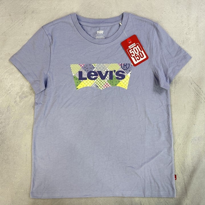 LEVI'S T-Shirt With Tags - Size XS  (MPSS03115115) (VAT ONLY PAYABLE ON BUYERS PREMIUM)