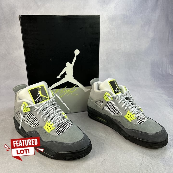 Air Jordan 4 Retro SE, CT5342-007 Sneakers With Box - Size UK 9 (VAT ONLY PAYABLE ON BUYERS PREMIUM)