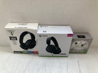 3 X ASSORTED TECH ITEMS TO INCLUDE XBOX WIRED STEREO HEADSET IN BLACK: LOCATION - B14