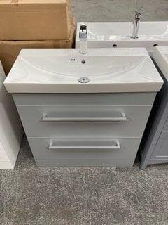 (COLLECTION ONLY) FLOOR STANDING 2 DOOR SINK UNIT IN LIGHT GREY WITH A 810 X 400MM CERAMIC BASIN COMPLETE WITH A MONO BASIN MIXER TAP AND SPRUNG WASTE RRP £825: LOCATION - D3