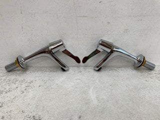 PAIR OF LEVER ACTION BASIN TAPS IN CHROME RRP £175: LOCATION - R1