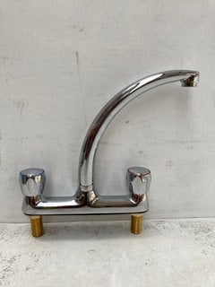 DECK MOUNTED KITCHEN SINK MIXER TAP IN CHROME WITH SWIVEL SPOUT RRP £215: LOCATION - R1