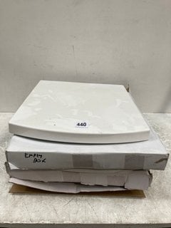 3X WHITE TOILET SEATS - RRP £210: LOCATION - R1