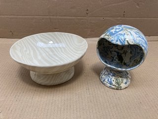 HENRY HOLLAND 2 X CERAMIC MARBLE SALT PIGS - COMBINED RRP £190 TO INCLUDE 1 X CERAMIC MARBLE SMALL SALAD BOWL - RRP £95: LOCATION - G3