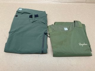 RAPHA MENS TRAIL PANTS IN FOREST GREEN - SIZE LARGE TO INCLUDE RAPHA MENS TRAIL WINDBLOCK JERSEY IN DARK GREEN -SIZE LARGE - COMBINED RRP £224: LOCATION - G4