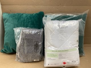 4 X ASSORTED JOHN LEWIS & PARTNERS BEDDING TO INCLUDE ACTIVE ANTI-ALLERGY MATTRESS PROTECTOR - SIZE KINGSIZE: LOCATION - G6