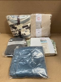 5 X ASSORTED JOHN LEWIS & PARTNERS BEDDING TO INCLUDE COTTON DOUBLE DUVET SET IN GREEN/CREAM: LOCATION - G9