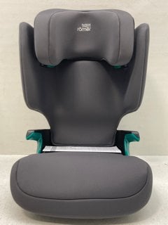 BRITAX ROMER I-SIZE BOOSTER SEAT IN GREY - RRP £149.00: LOCATION - G14