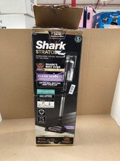 SHARK STRATOS CORDLESS STICK VACUUM CLEANER PET PRO MODEL - MODEL NO. IZ420UKT - RRP: £ 439.00: LOCATION - F9