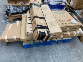 PALLET OF ASSORTED ITEMS TO INCLUDE VIDA DESIGNS ARLINGTON MEDIUM RADIATOR COVER IN GREY & OAK: LOCATION - A6 (KERBSIDE PALLET DELIVERY)