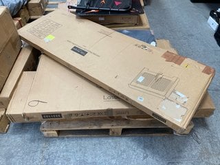 PALLET OF ASSORTED FURNITURE ITEMS TO INCLUDE VIDA DESIGNS OXFORD EXTRA LARGE RADIATOR COVER IN GREY: LOCATION - A7 (KERBSIDE PALLET DELIVERY)