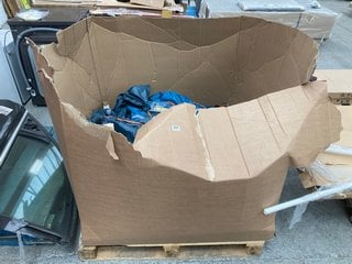 PALLET OF ASSORTED TENT COMPONENTS: LOCATION - A3 (KERBSIDE PALLET DELIVERY)