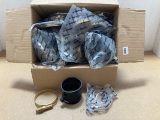 QTY OF MISHIMOTO CLAMPS IN GOLD PART NO: MISHIMOTO 1533-92G TO INCLUDE QTY OF MISHIMOTO COUPLERS WITH CLAMPS PART NO: MISHIMOTO 4526: LOCATION - AR5