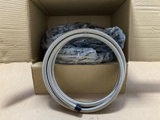 MISHIMOTO BRAIDED 10AN 15 FT HOSE IN BLACK PART NO: MMSBH-10180-CB TO INCLUDE 3 X BRAIDED 8AN 10 FT STAINLESS STEEL HOSE PART NO: MMSBH-08120-CS: LOCATION - AR6