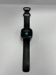 FITBIT VERSA 4 SMARTWATCH IN BLACK: MODEL NO FB 523 (WITH CHARGER CABLE) [JPTM123899]