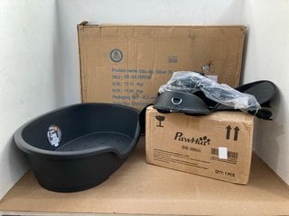 QTY OF ASSORTED PET ITEMS TO INCLUDE LEATHER HORSE SADDLE IN BLACK (NOT SIZED): LOCATION - E14