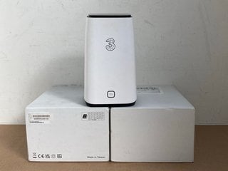 2 X THREE MOBILE WIFI HUBS: LOCATION - E16