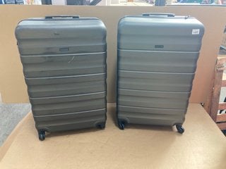 2 X JOHN LEWIS AND PARTNERS MEDIUM SIZED HARDSHELL TRAVEL SUITCASES IN GREY: LOCATION - E18