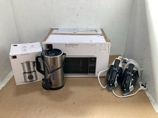 4 X ASSORTED JOHN LEWIS AND PARTNERS APPLIANCES TO INCLUDE 20L MICROWAVE MODEL: JLSMWO08: LOCATION - F17