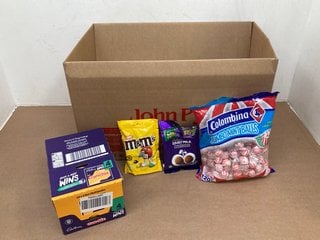 QTY OF ASSORTED FOOD ITEMS TO INCLUDE MULTIPACKS OF PEANUT M&M'S 125G BB: 09/24: LOCATION - F12