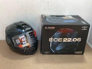 LS2 ADVANT X PROTECTIVE MOTORCYCLE HELMET IN SOLID CARBON SIZE: M RRP - £379: LOCATION - F7