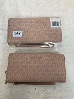 2 X MICHAEL KORS LOGO PRINT PURSES IN PINK: LOCATION - F0