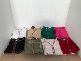 QTY OF ASSORTED WOMENS PATTERNED CLOTHING PACKS IN VARIOUS COLOURS AND SIZES: LOCATION - G9