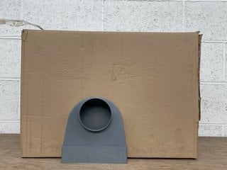 BOX OF GREY PLASTIC 100 X 204 X 60MM ELBOW BENDS: LOCATION - G9