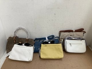 6 X ASSORTED WOMENS SHOULDER BAGS IN VARIOUS SIZES AND COLOURS: LOCATION - G12