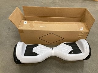 (COLLECTION ONLY) SELF BALANCING HOVERBOARD IN WHITE: LOCATION - A6