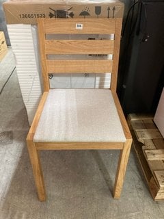 M&S CONTEMPORARY STYLE SLAT BACK DINING CHAIR IN OAK AND NATURAL: LOCATION - A3