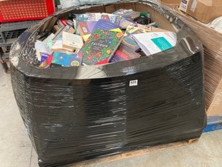 PALLET OF ASSORTED BOOKS TO INCLUDE YASMIN KHAN RECIPES, THE OUTLAW VARJAK PAW, DREAMS OF PEACE: LOCATION - C9 (KERBSIDE PALLET DELIVERY)