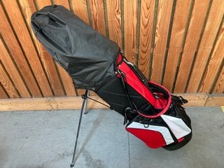 FAZER GOLF STAND BAG IN BLACK AND RED TO INCLUDE QTY OF ASSORTED GOLF CLUBS: LOCATION - D7