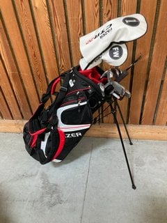 FAZER GOLF STAND BAG IN BLACK AND RED TO INCLUDE QTY OF ASSORTED FAZER CTR22 GOLF CLUBS: LOCATION - D7